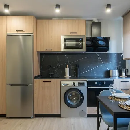 Hita By People 毕尔巴鄂